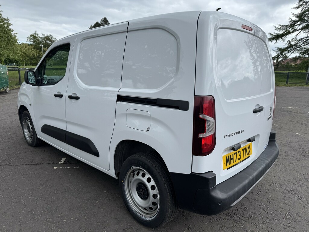 Peugeot Partner Panel Van 1.5 Bluehdi 1000 Professional Premium MH73TKX White #5