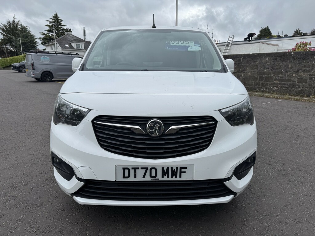 Vauxhall Combo Panel Van 1.5 Turbo D 2300 Sportive 202170 DT70MWF White #2