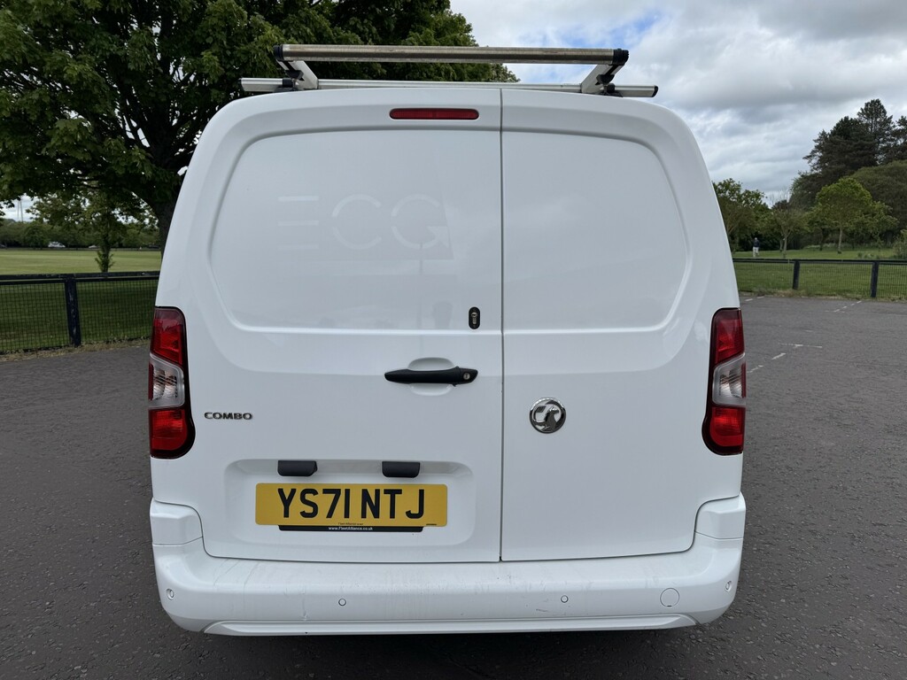 Vauxhall Combo Panel Van 1.5 Turbo D 2300 Sportive 202271 YS71NTJ White #6