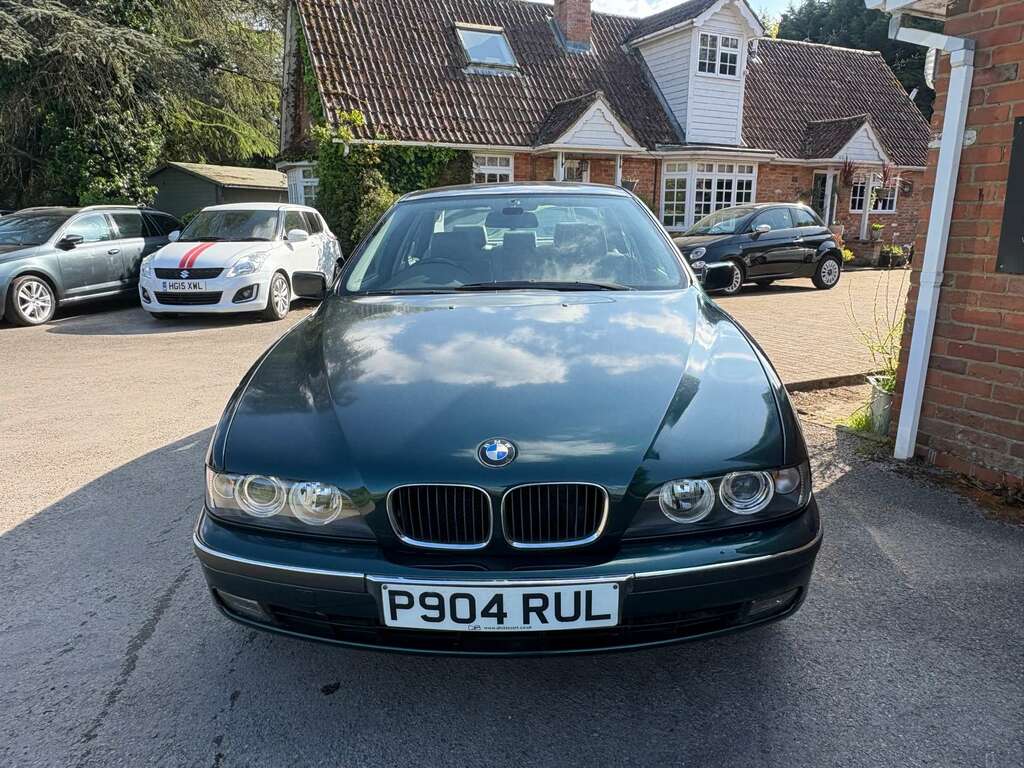 BMW 5 Series 523I Se Red #14