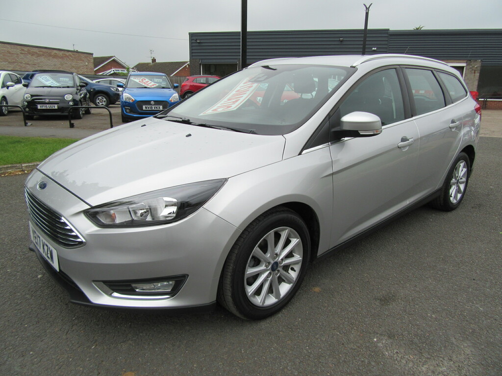 Ford Focus Titanium 1L Titanium Euro 6 YE17KZW Silver #5