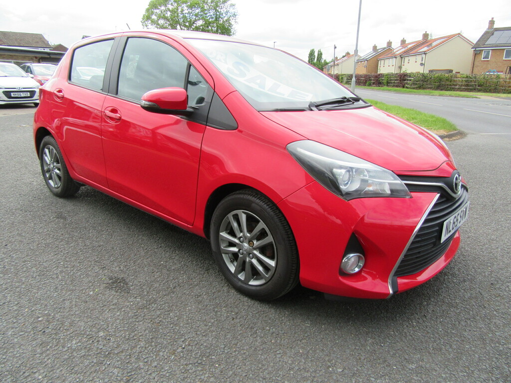 Toyota Yaris Icon Vvt-i 1.3L Vvt-i Icon Euro 6 NL65SVW Red #2