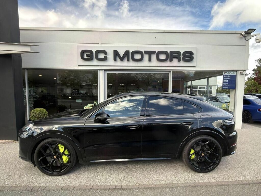 Porsche Cayenne 4.0 V8 E-hybrid 25.9Kwh Turbo Coupe Plu Black #4