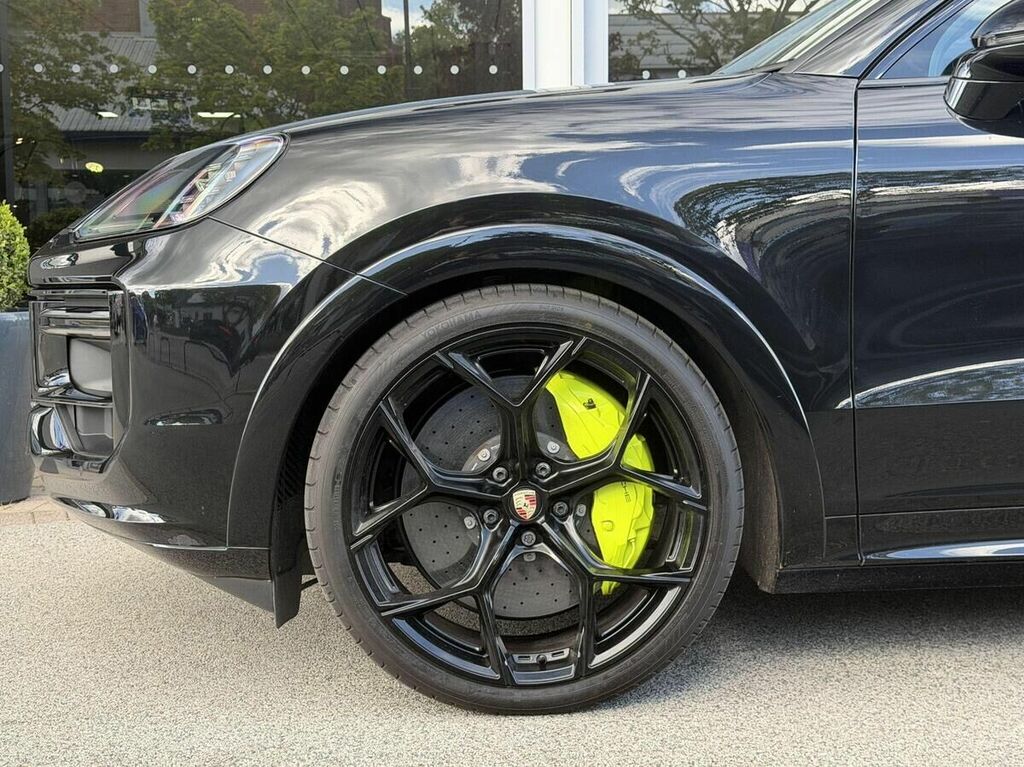 Porsche Cayenne 4.0 V8 E-hybrid 25.9Kwh Turbo Coupe Plu Black #3