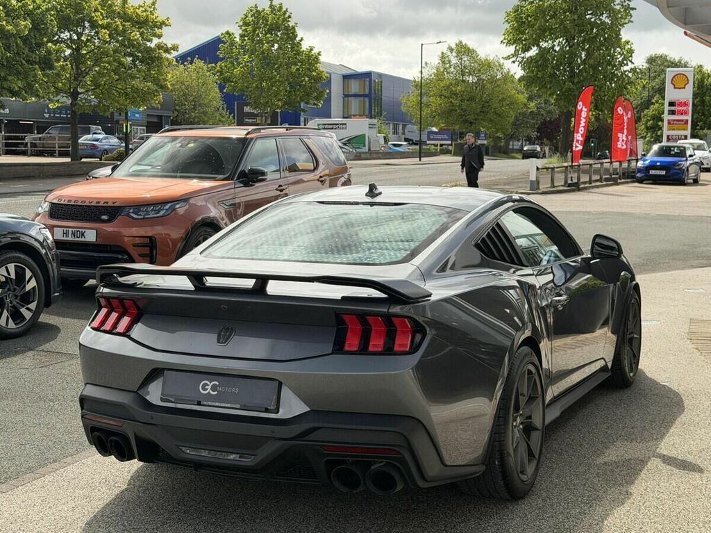 Ford Mustang Dark Horse Black #7