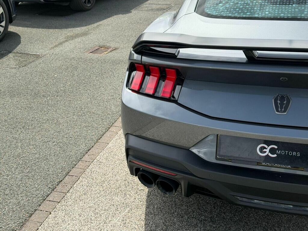 Ford Mustang Dark Horse Black #47
