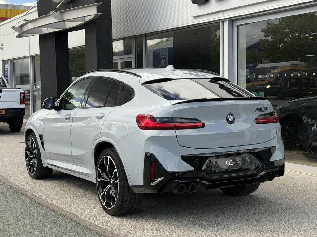 BMW X4 M 3L Competition White #5
