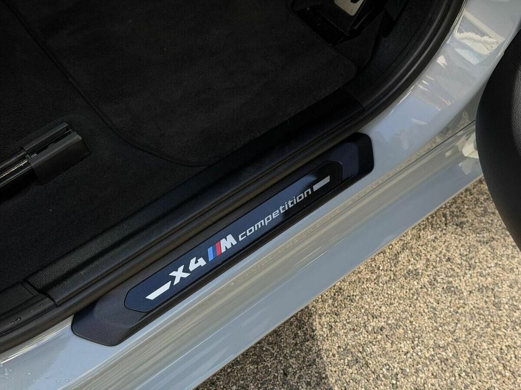 BMW X4 M 3L Competition White #48