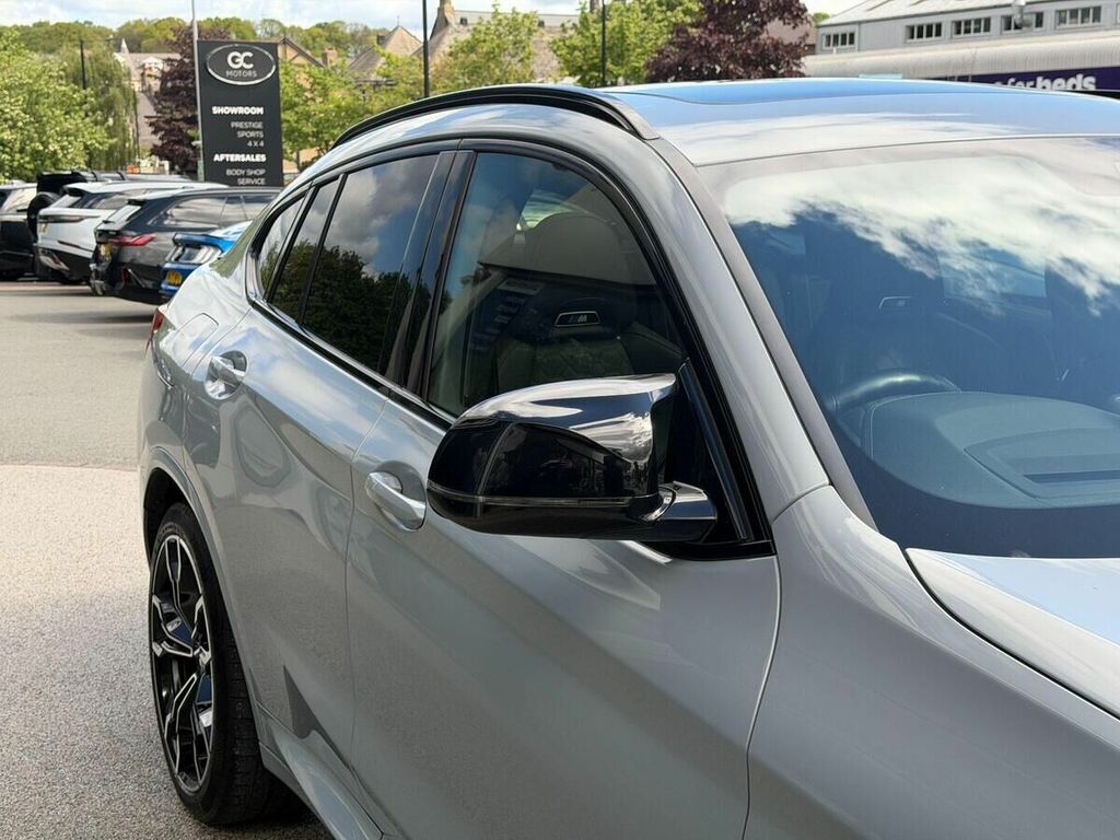 BMW X4 M 3L Competition White #77