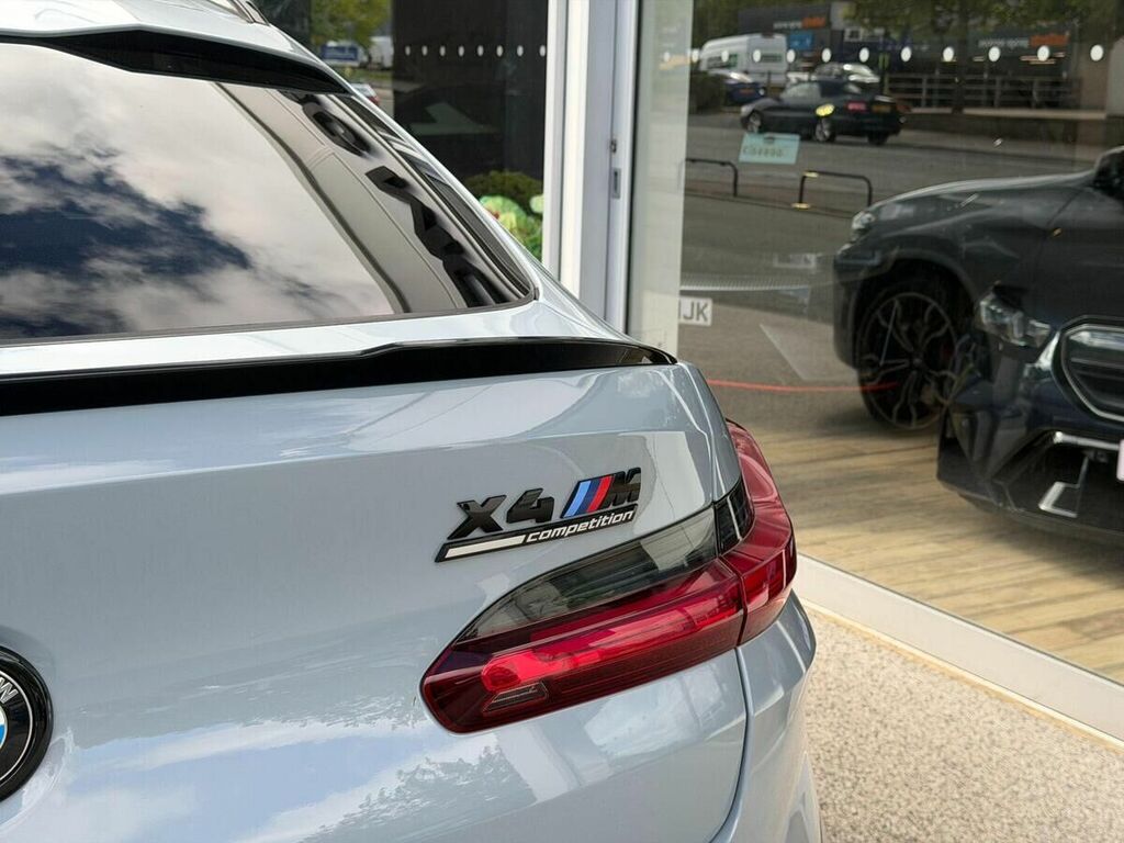 BMW X4 M 3L Competition White #66