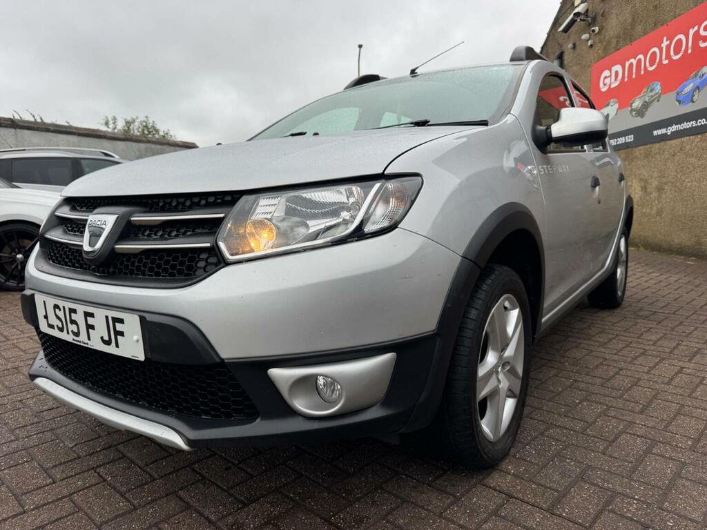 Dacia Sandero Stepway Hatchback 1.5 Dci Laureate Euro 5 201515 LS15FJF Silver #5