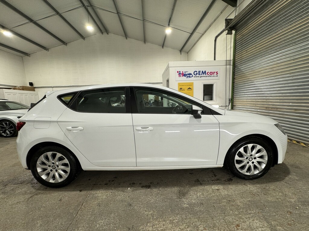 Seat Leon Hatchback 1.6 Tdi Se 201717 YC17XFL White #4