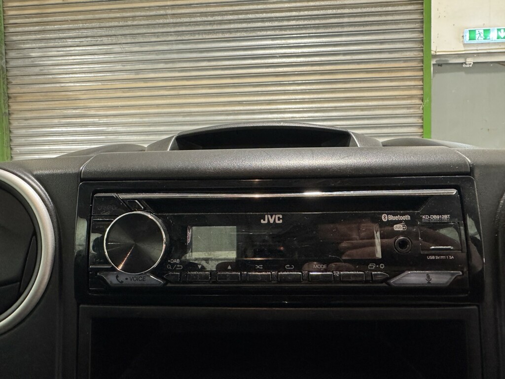Peugeot Partner Tepee 1.6 Urban Silver #18