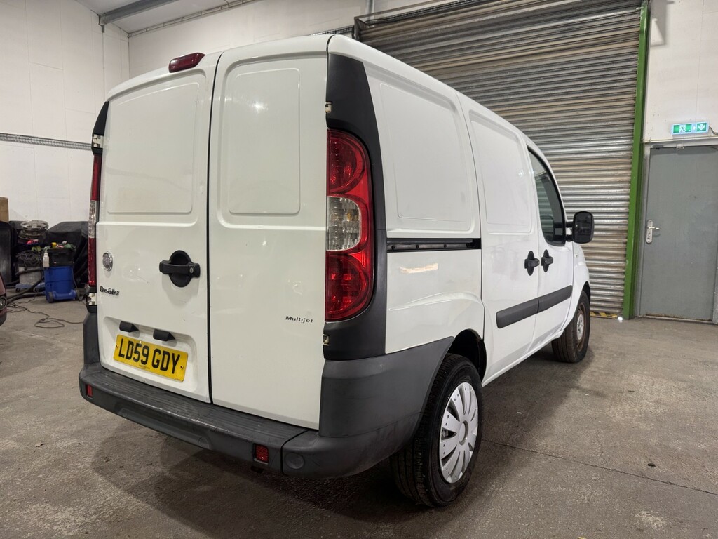 Fiat Doblo Panel Van 1.3 Doblo Cargo 1.3 Jtd 16V Mj 200959 LD59GDY White #5