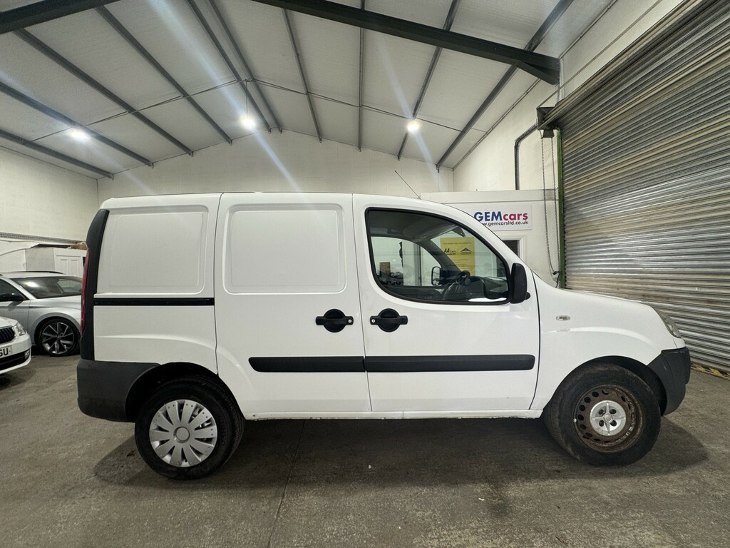 Fiat Doblo Panel Van 1.3 Doblo Cargo 1.3 Jtd 16V Mj 200959 LD59GDY White #4