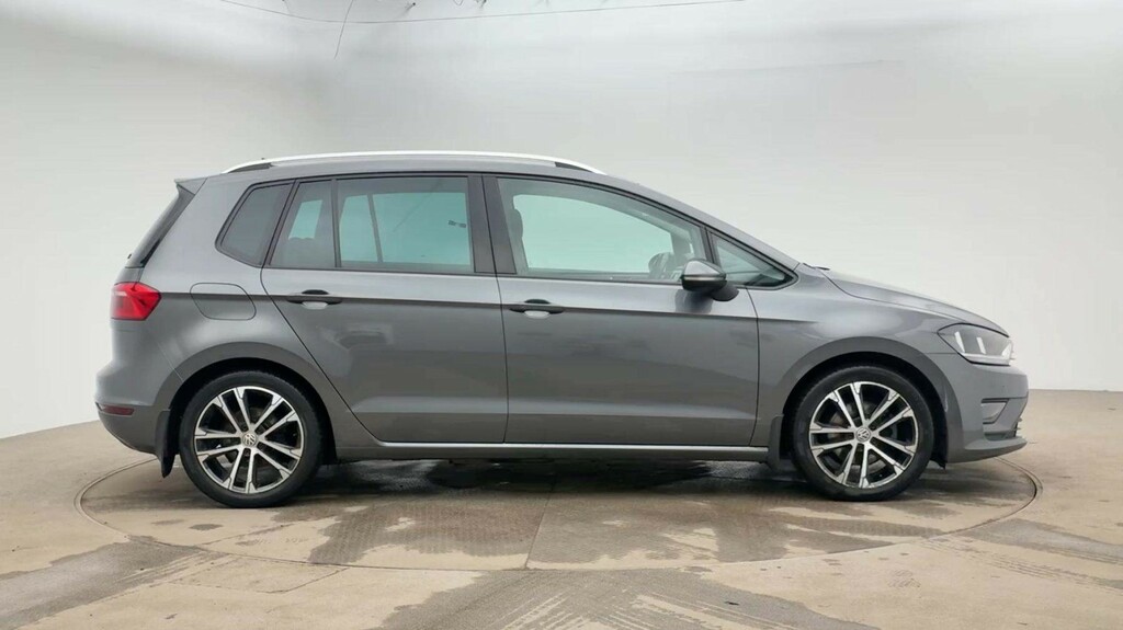 Volkswagen Golf SV Mpv 1.4 Tsi Bluemotion Tech Se 201717 GK17MFE Grey #2