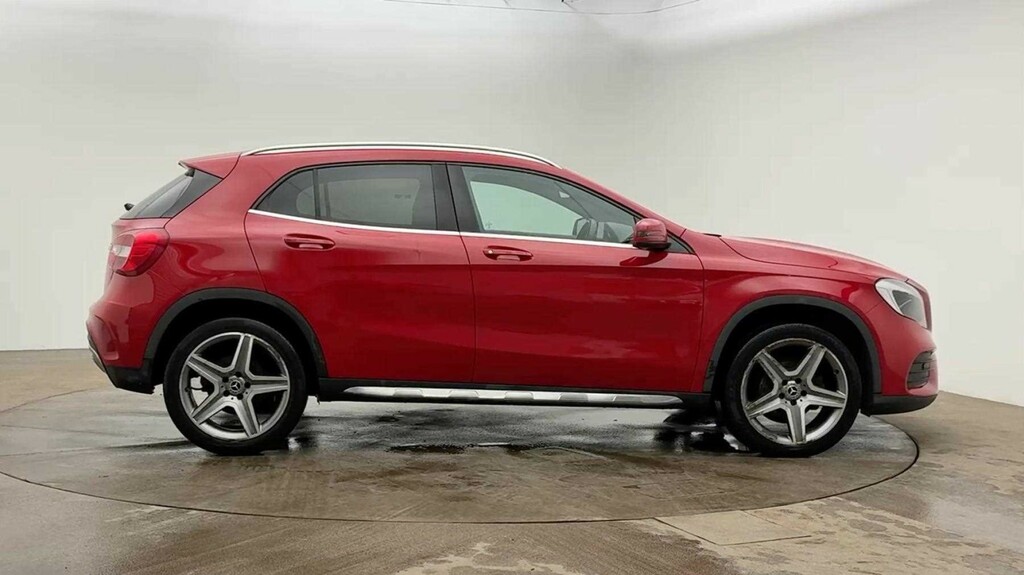 Mercedes-Benz GLA Class Suv 2.1 Gla200d Amg Line 201868 SA68HHS Red #2