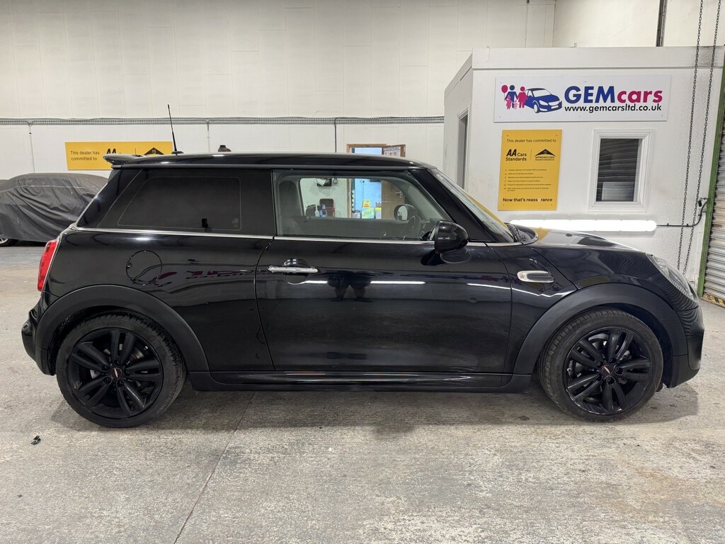 Mini Hatch Hatchback 1.5 Cooper 3-Door Hatch 201767 OE67CAO Black #4