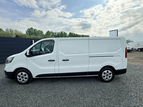 Renault Trafic 2.0 Trafic Sl28 FD22TVN White #4
