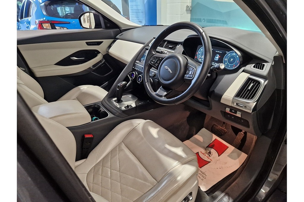 Jaguar E-Pace P300e R-dynamic S Grey #49