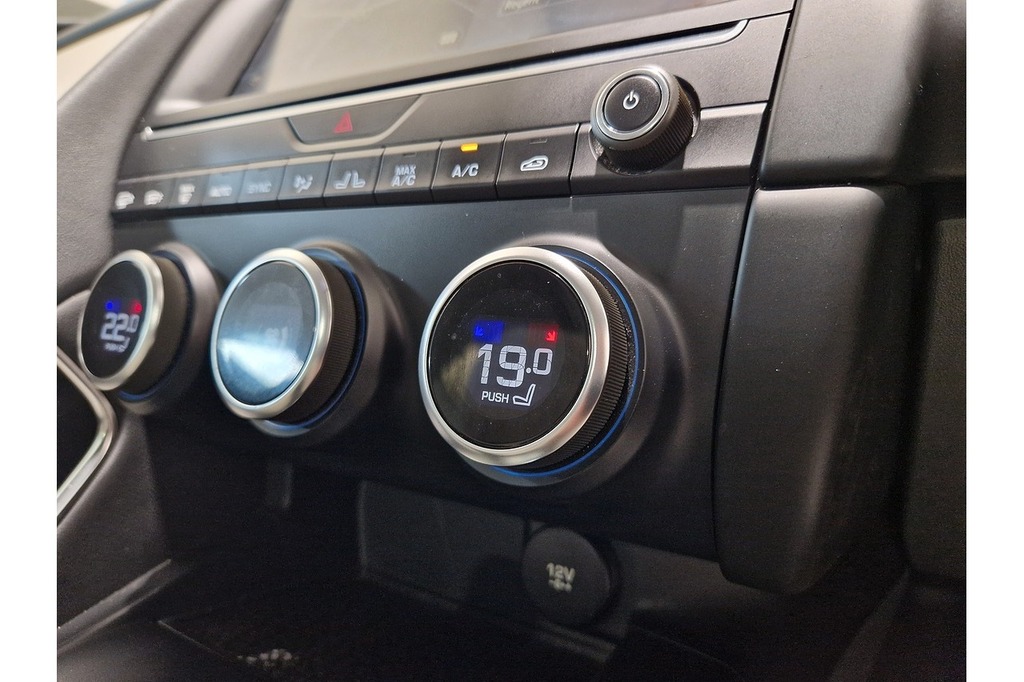 Jaguar E-Pace P300e R-dynamic S Grey #34