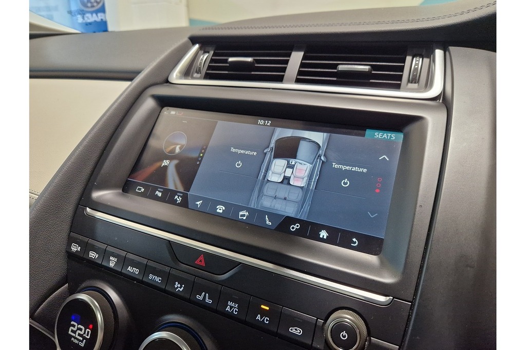 Jaguar E-Pace P300e R-dynamic S Grey #32