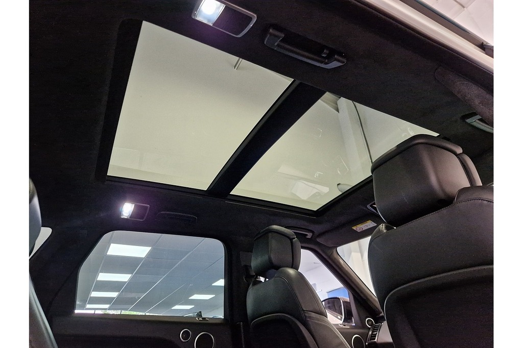 Land Rover Range Rover Sport D300 Mhev Dynamic LY21RVW White #4