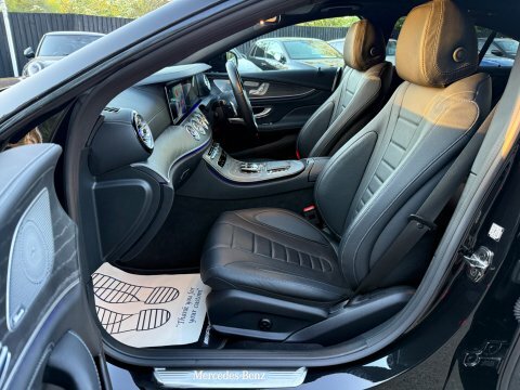 Mercedes-Benz CLS 400 D 4Matic HX71YAJ #4