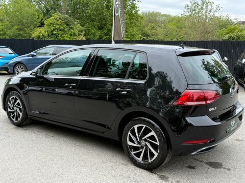Volkswagen Golf Match Edition Tsi GV69BFZ #2