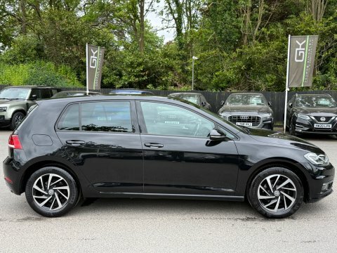 Volkswagen Golf Match Edition Tsi GV69BFZ #5