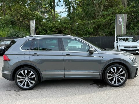 Volkswagen Tiguan R-line Tech Tsi HV69AVX  #2