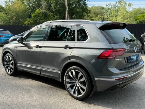 Volkswagen Tiguan R-line Tech Tsi HV69AVX  #6