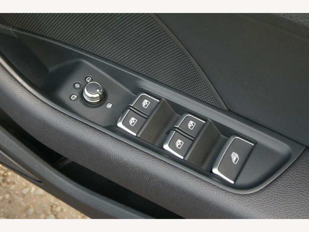 Audi A3 Cabriolet 2.0 Tfsi Cabriolet S Tronic Quattro Eur White #26