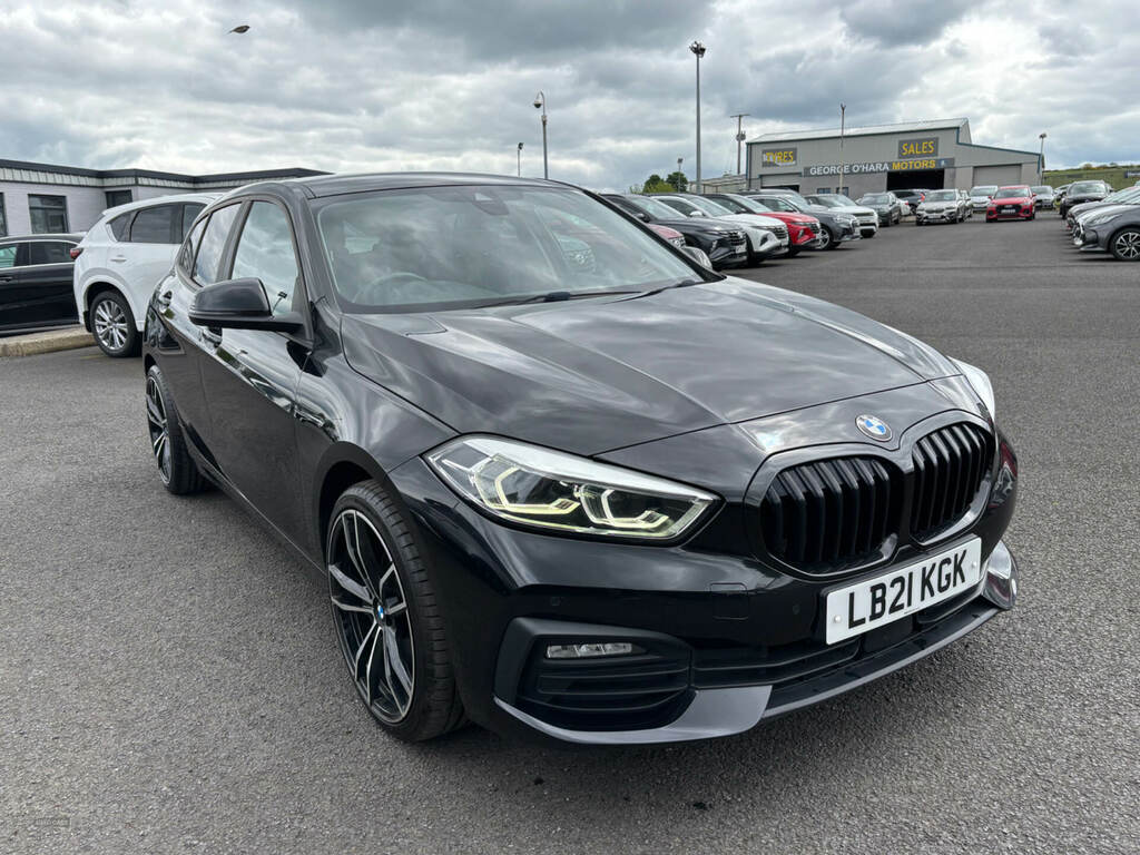 BMW 1 Series 116D Se LB21KGK Black #3