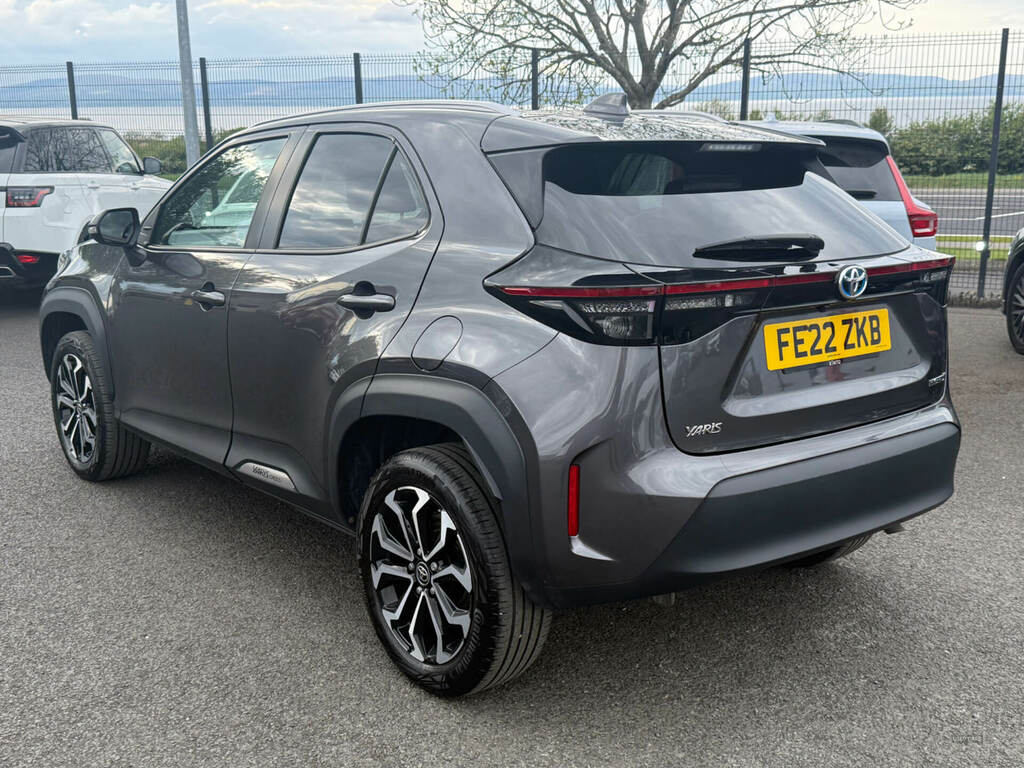 Toyota Yaris Cross 1.5 Hybrid Design Cvt FE22ZKB Grey #4