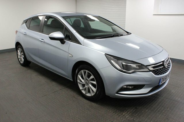 Vauxhall Astra 2019 1.6 Cdti Ecotec Blueinjection Tech Line Nav E DV68VSF Silver #3