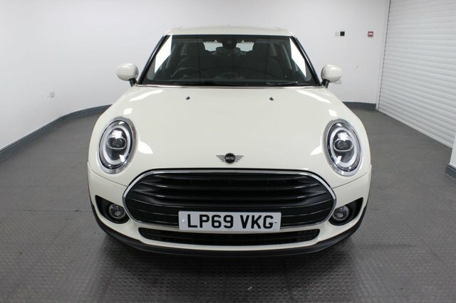 Mini Clubman 2020 1.5 Cooper Classic Steptronic Euro 6 Ss 6D LP69VKG White #2