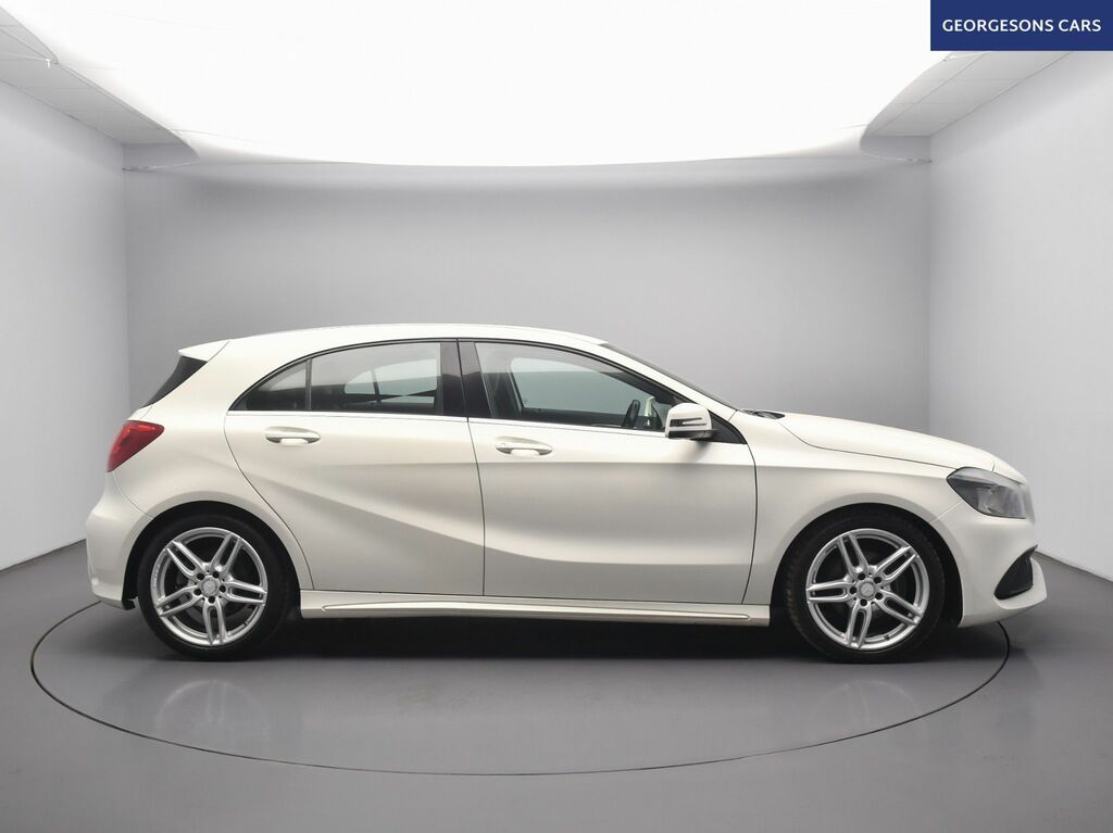 Mercedes-Benz A Class A200d Amg Line Hatchback EO66XNS White #5