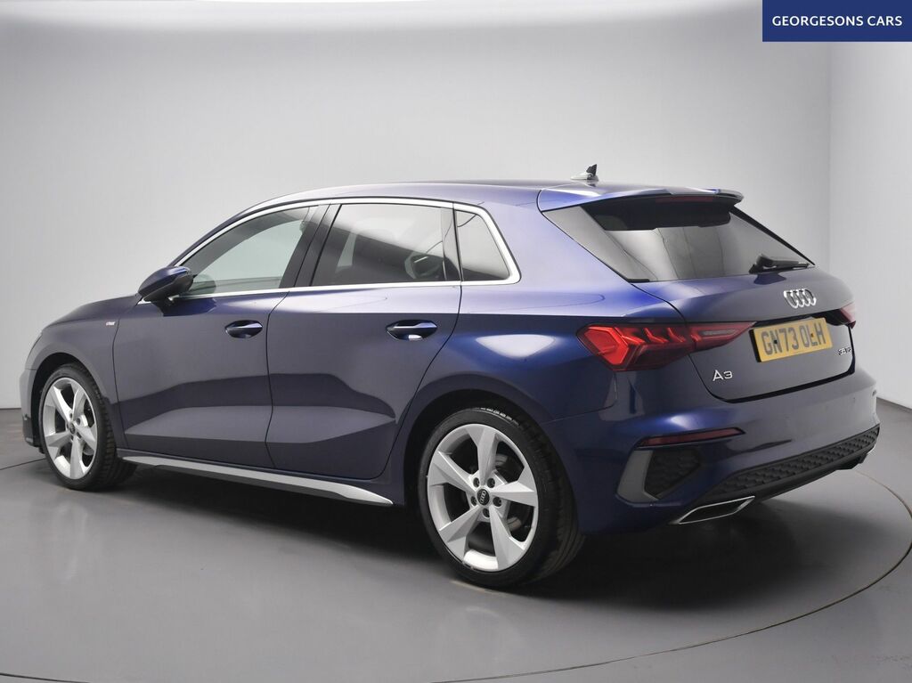 Audi A3 Tfsi 35 S Line Blue