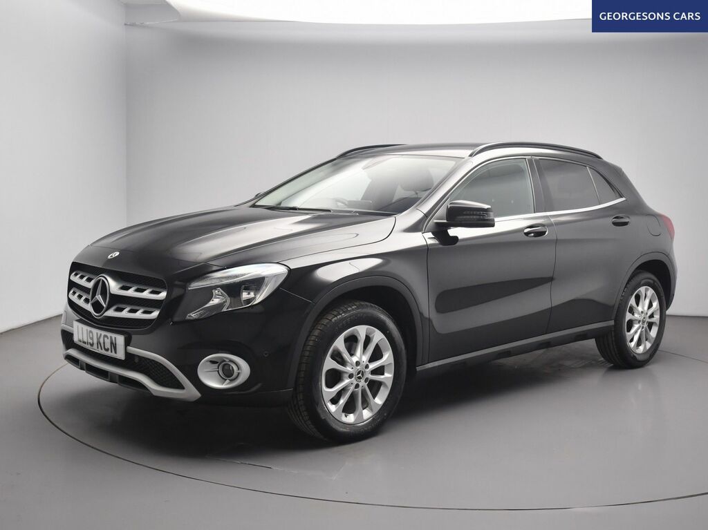 Mercedes-Benz GLA Class Gla200 Se Executive Suv LL19KCN Black #4