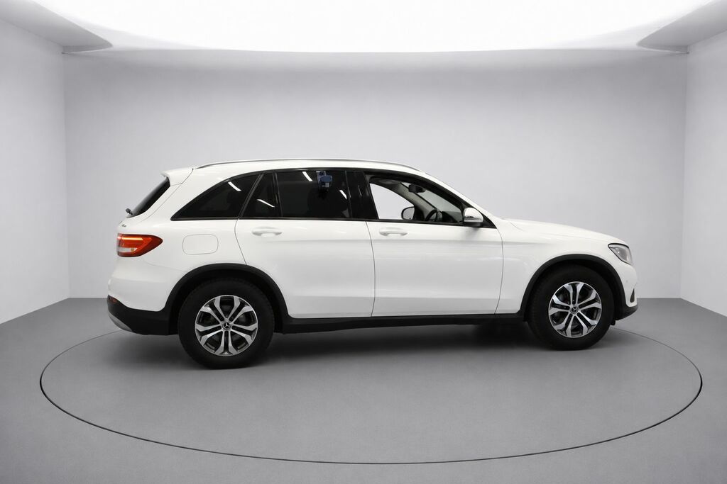 Mercedes-Benz GLC Class Glc220d Se Executive Suv WH17ANR White #3