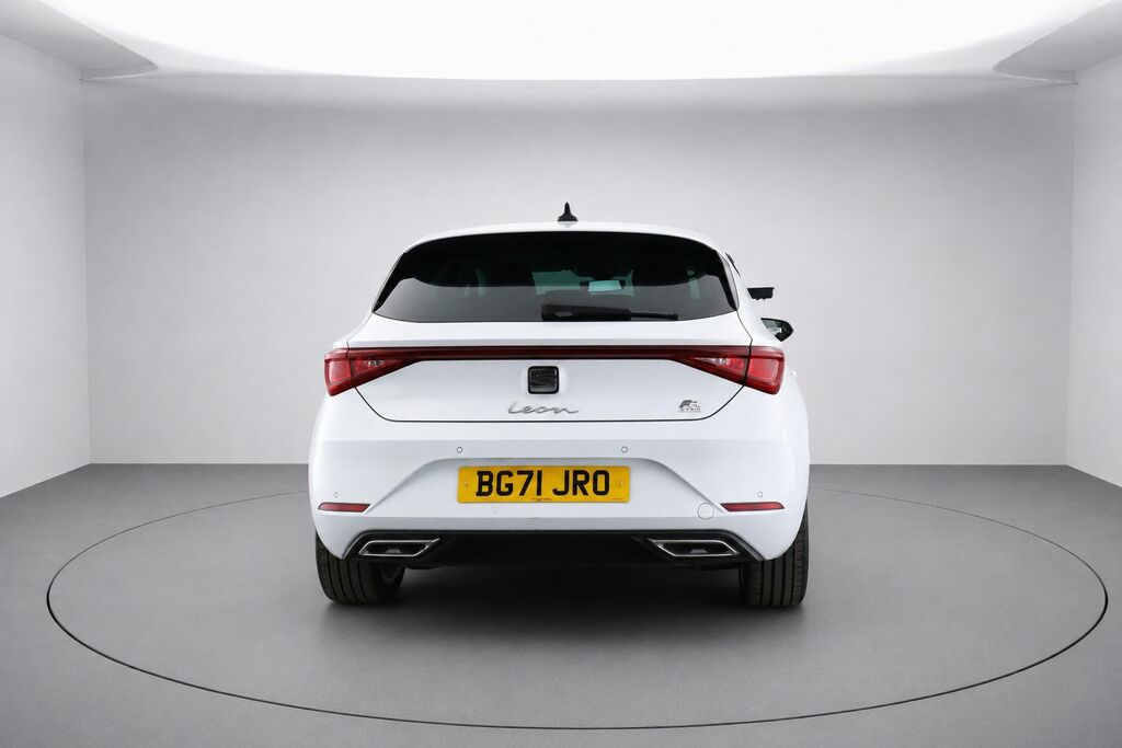Seat Leon Ehybrid 12.8Kwh Fr Hatchback BG71JRO White #4