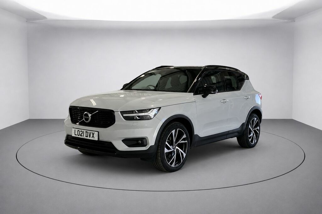 Volvo XC40 B4 Mhev R-design Pro LO21DVX Silver #2