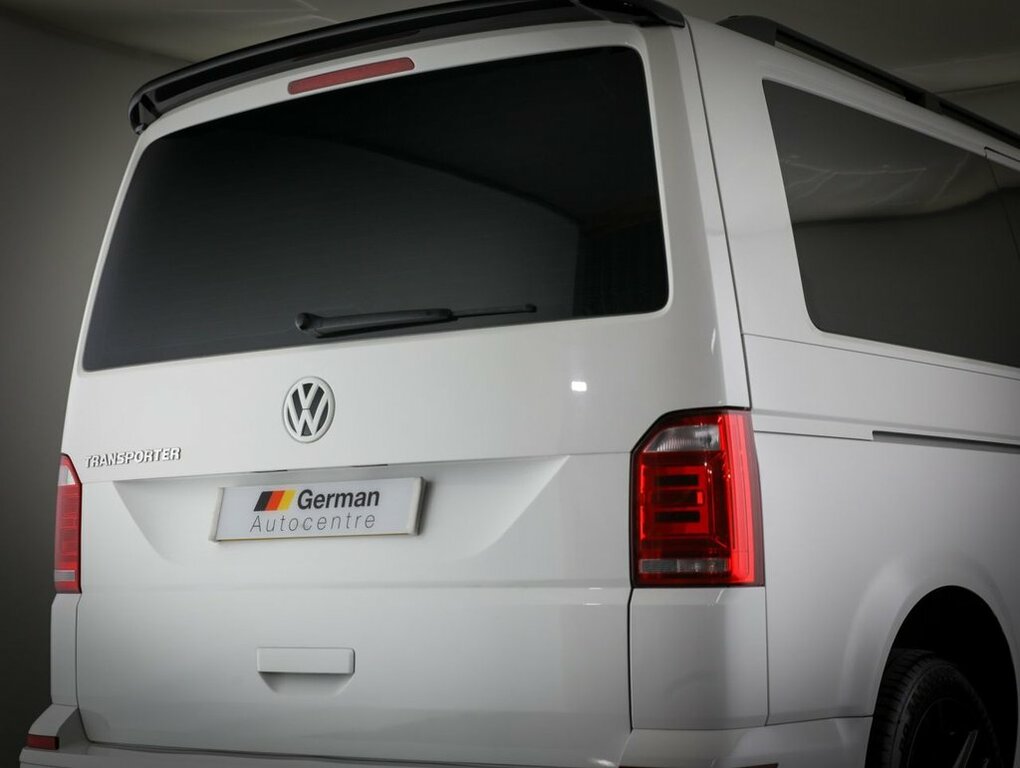 Volkswagen Transporter Shuttle Mpv NGZ1163 White #4