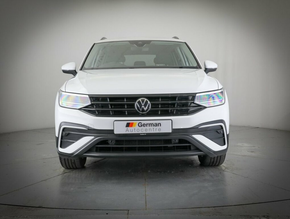 Volkswagen Tiguan Allspace 1.5L Life White #4