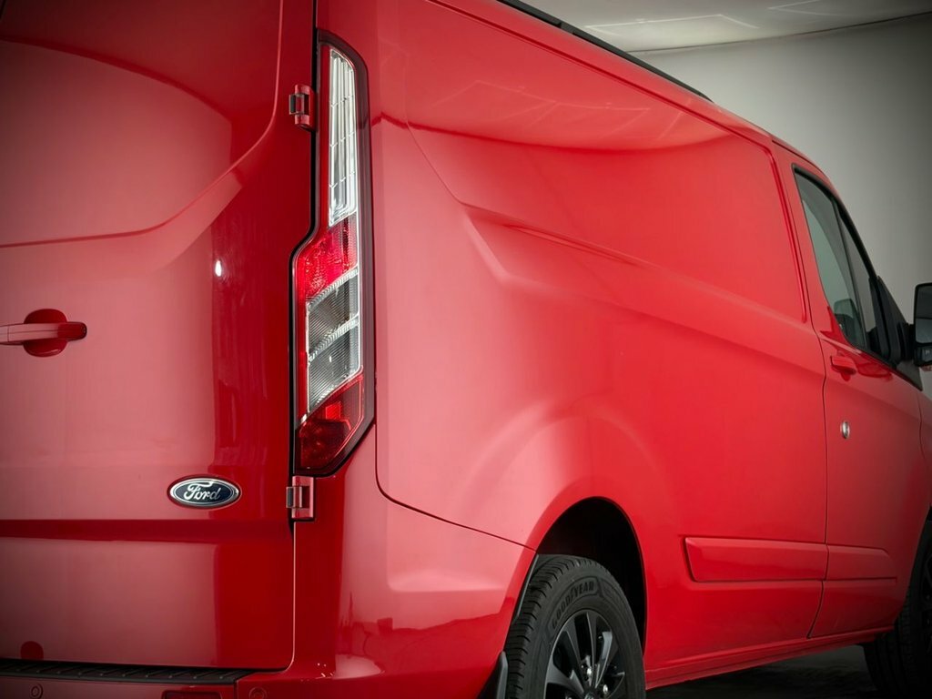Ford Transit Custom 2L Limited YS21XUB Red #6