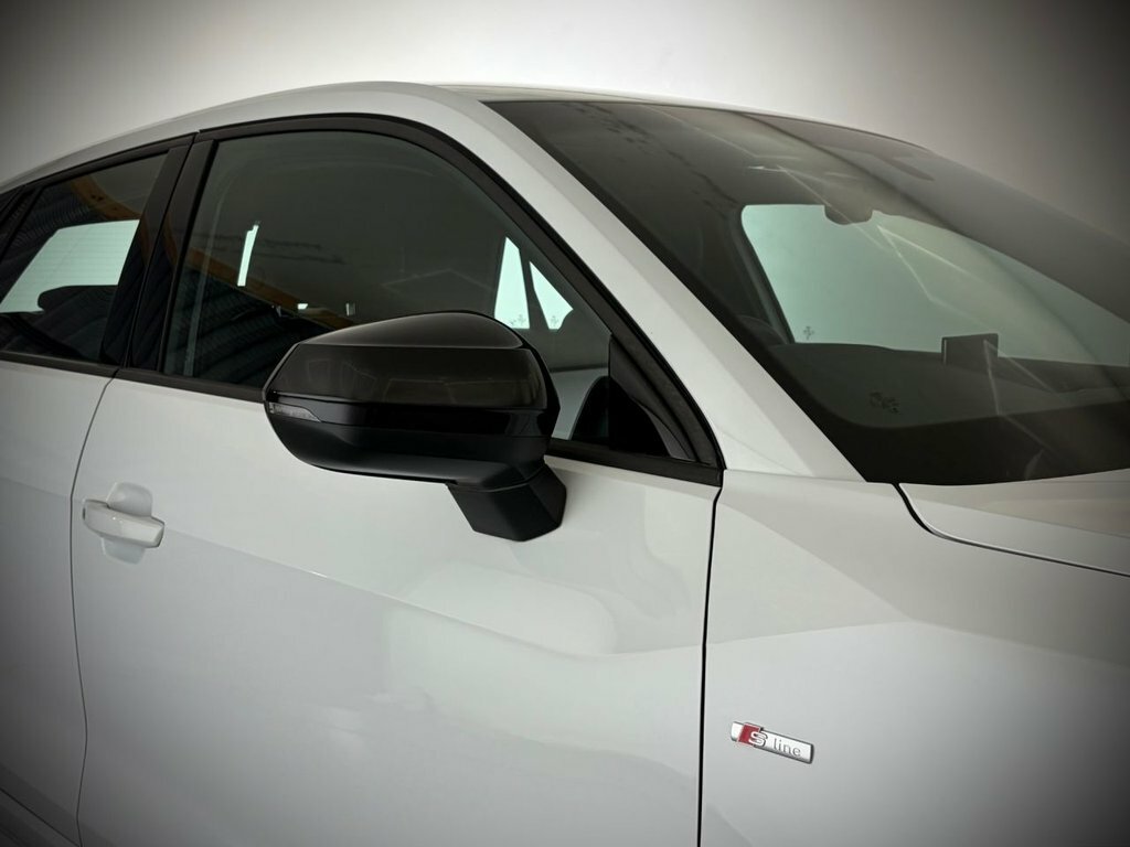 Audi Q2 1.5L S Line BV23XMC White #6
