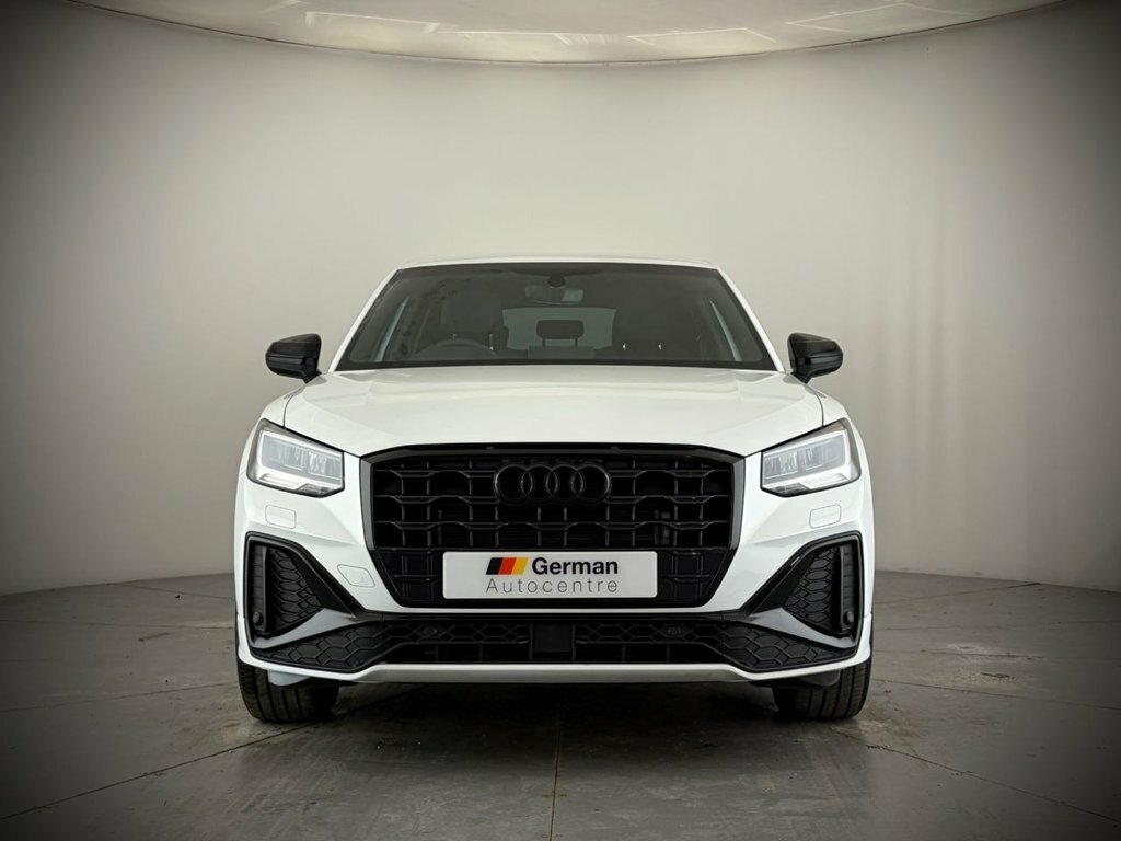 Audi Q2 1L S Line LF23FCZ White #3