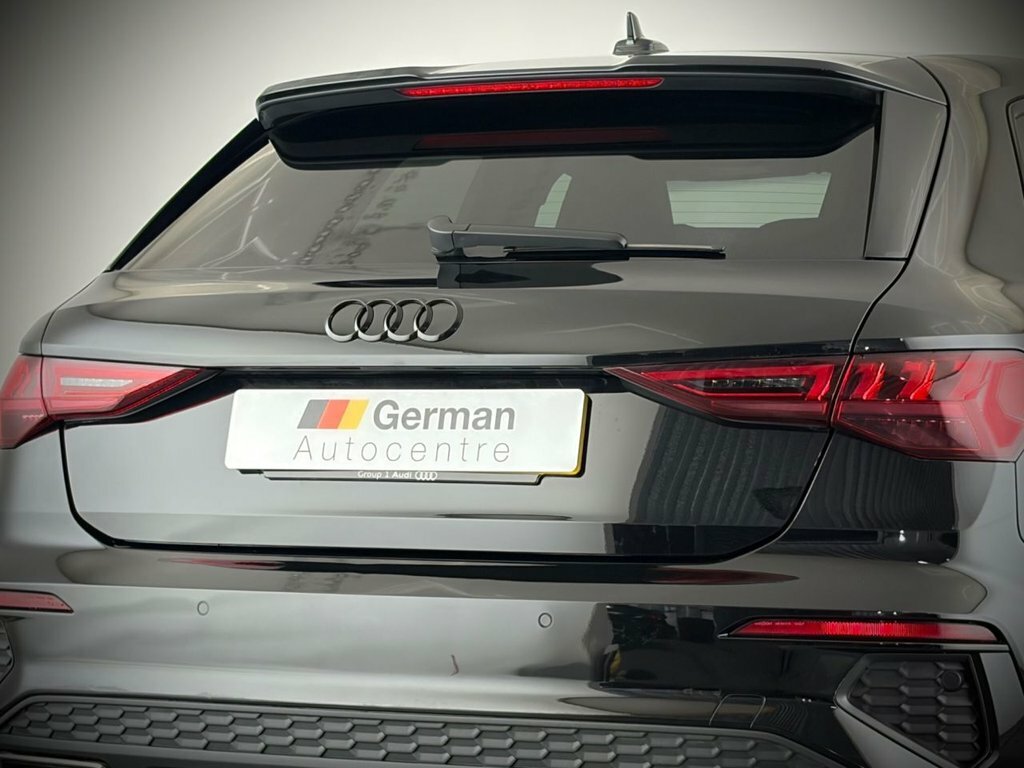 Audi A3 1L S Line Black #5