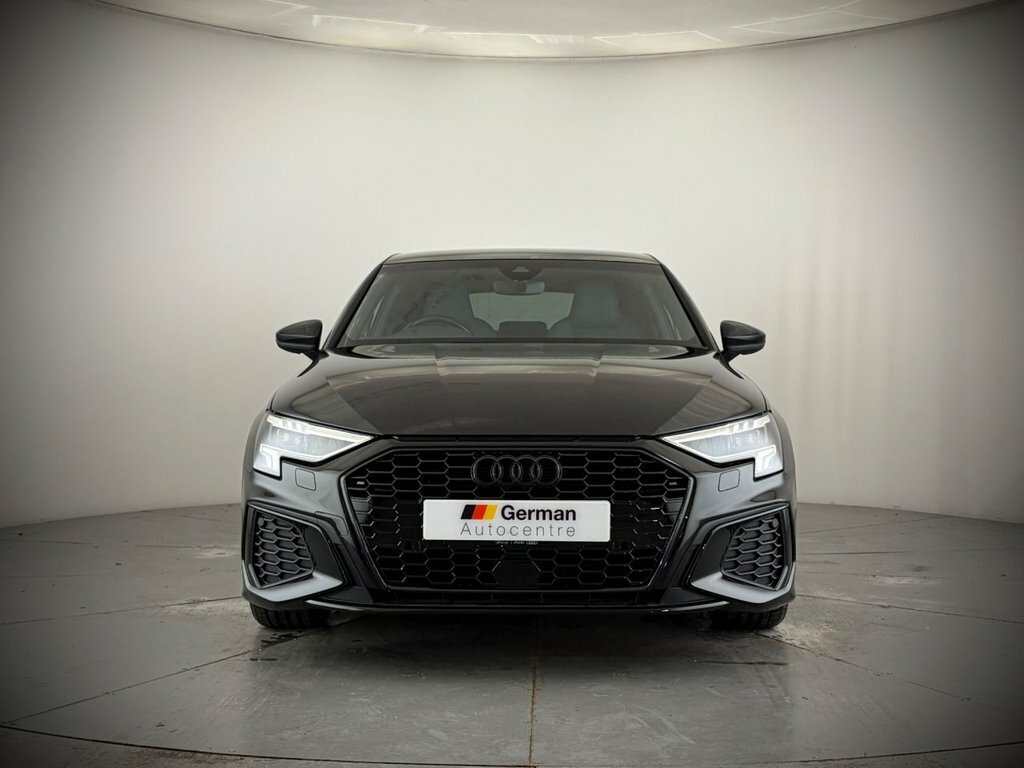 Audi A3 1L S Line Black #4